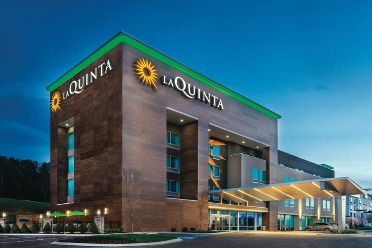 La Quinta Inn & Suites By Wyndham Holbrook Petrified Forest Exterior photo